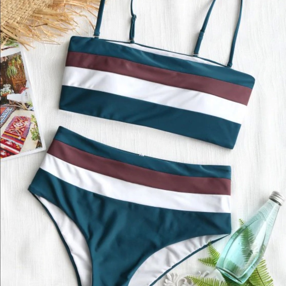 Swimsuit/Bikini